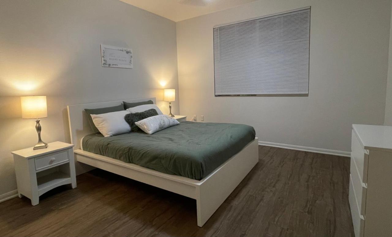 Marina Del Rey 2 Bedroom Apartment